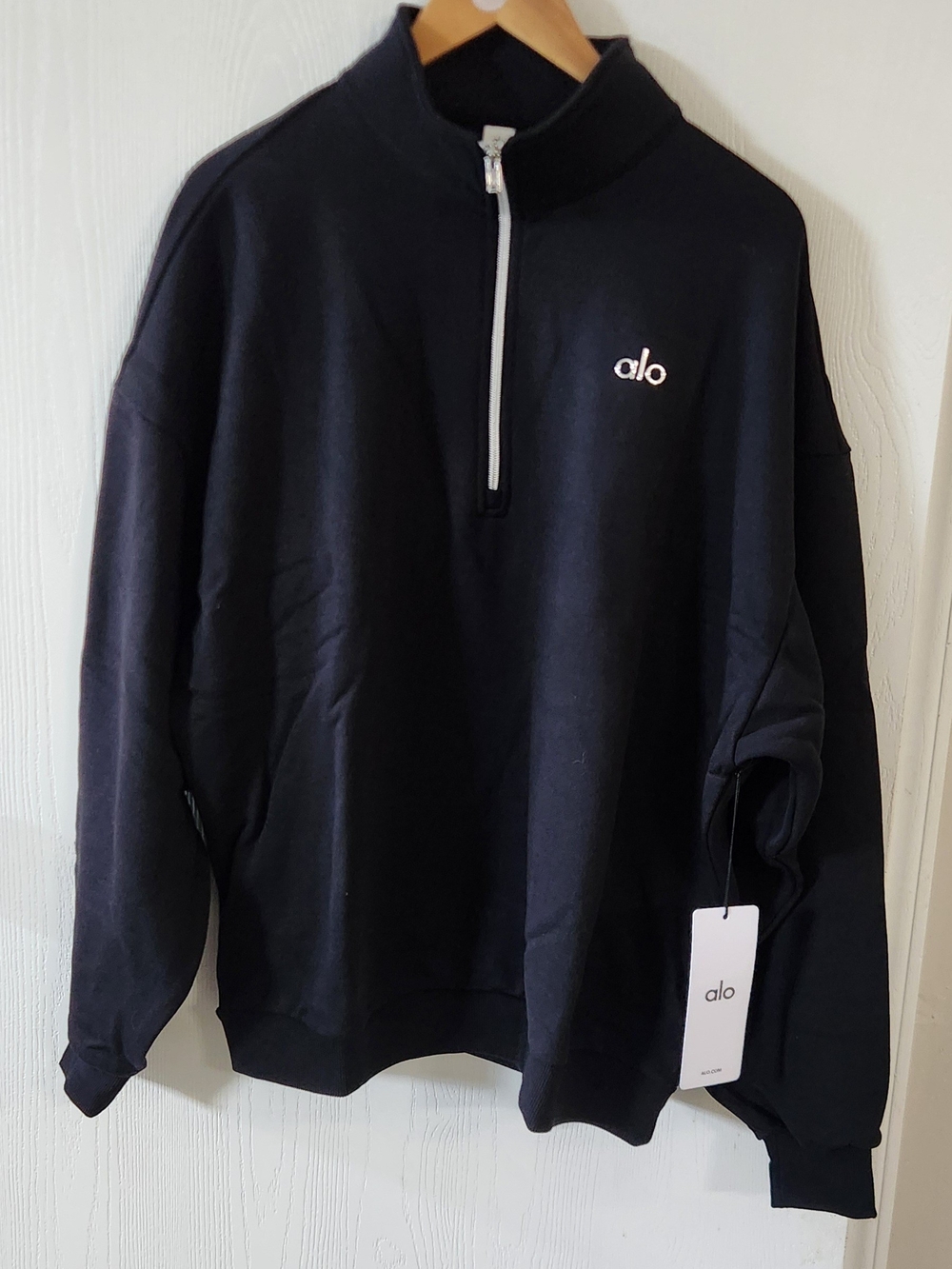 Alo Black Quarter-Zip Pullover Sweatshirt - Picture 7 of 10